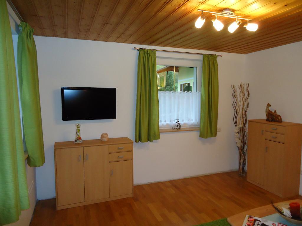 Haus Zerza Apartment Dorfgastein Room photo